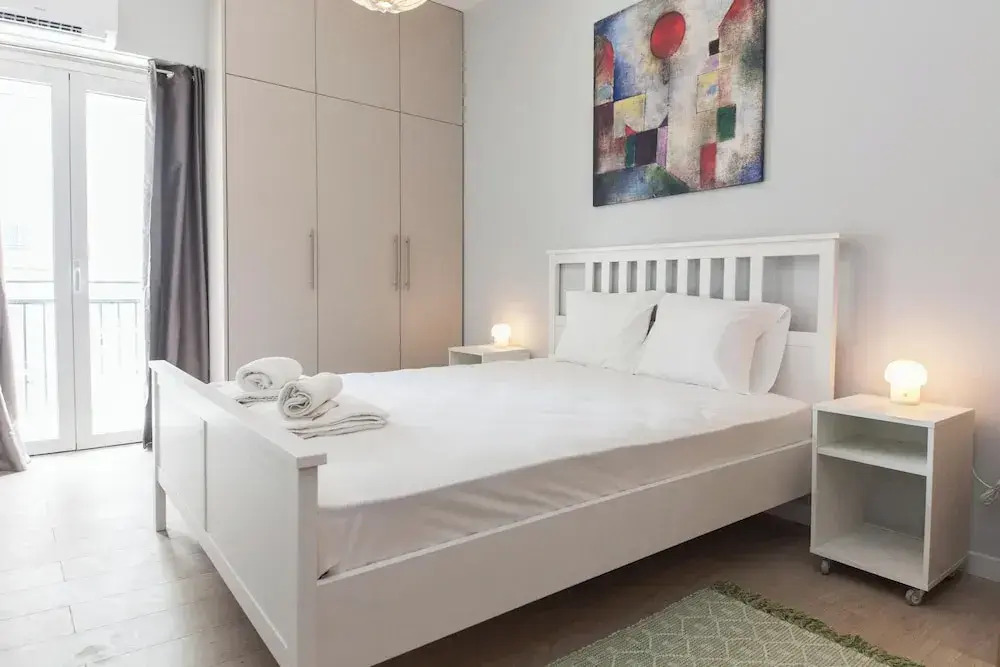 Fresh Exarcheia Studio w Balcony & Style