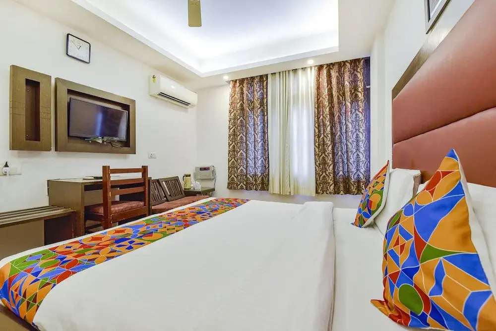 Fabhotel Taj