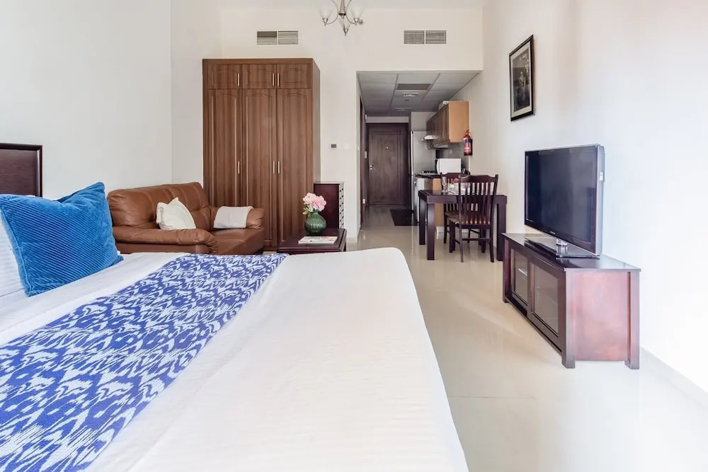 Premier Studio in Sports City w/ Golf Course View!
