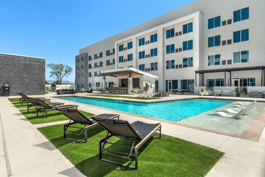 Cambria Hotel Waco University Riverfront