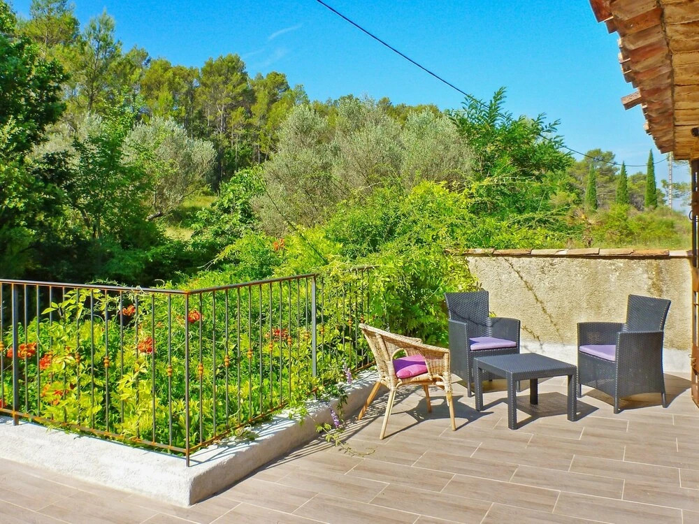 House With 3 Bedrooms in Entrecasteaux, With Private Pool, Furnished G