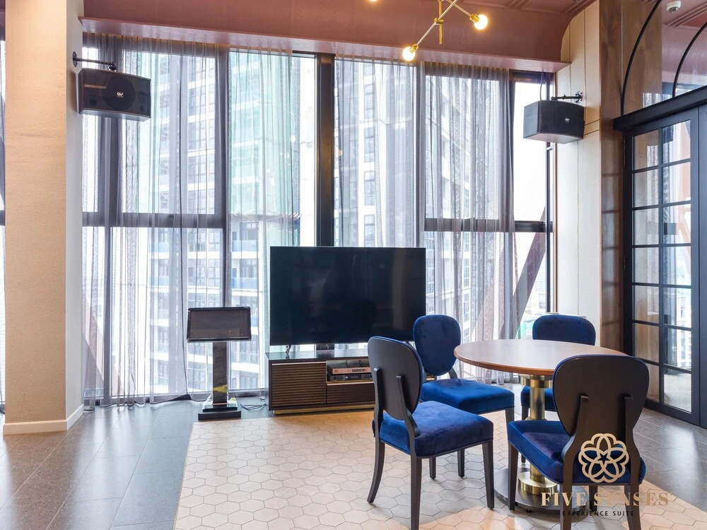 Scarletz Suites Kuala Lumpur, Five Senses