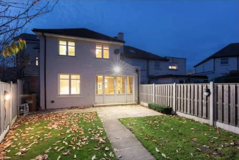 Stunning 5-bed House in London
