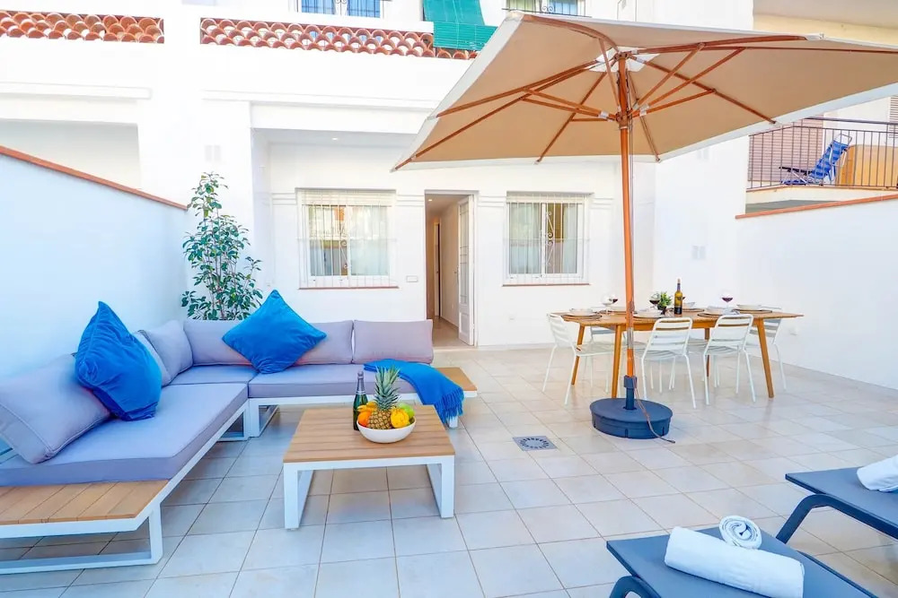 San Sebastian Apartment With Patio by Hello Apartments Sitges