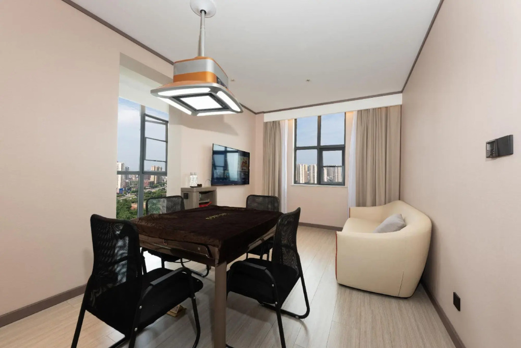 HanTing Hotel (Huangshi Yangxin High-Speed Railway Station)