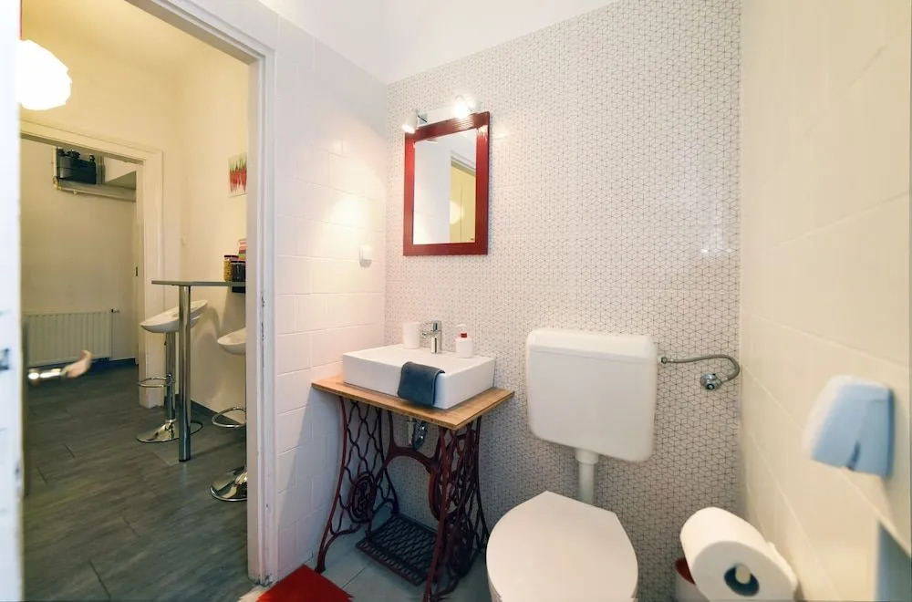Block Apartment