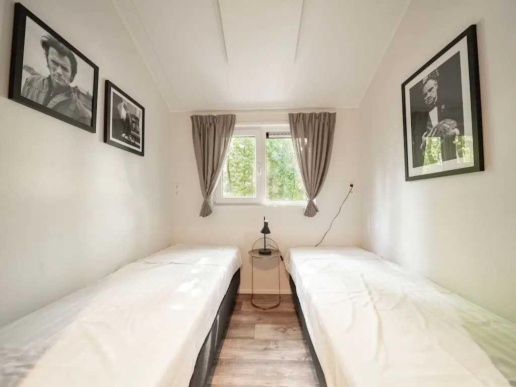 Nice chalet in beautiful location, Utrecht at 20km