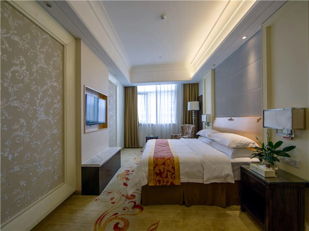 Vienna Hotel Jiangmen Heshan Huamao