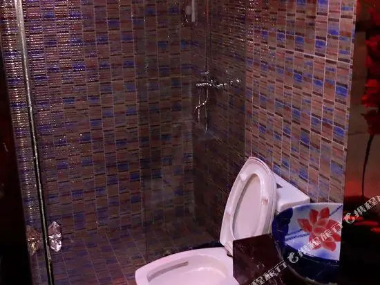 Shanghai Ruichun Fashion Hotel