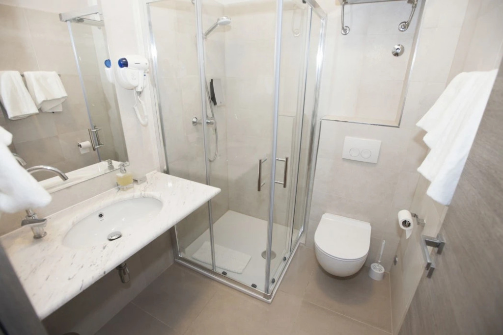 Tifani Luxury Rooms 2