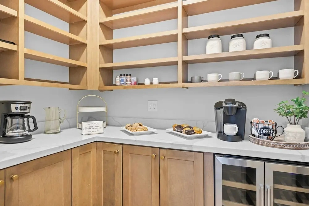 El Dorado by Avantstay Luxe 4BR w/ Pool, Putting Green, Fireplace Near Kierland