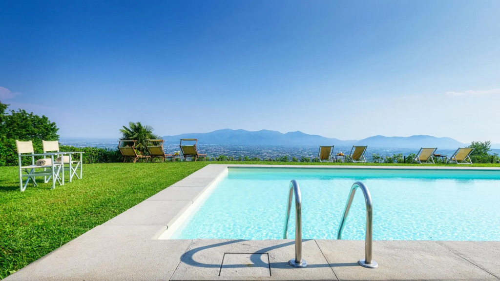 VILLA PRIMO SOLE 22, Emma Villas