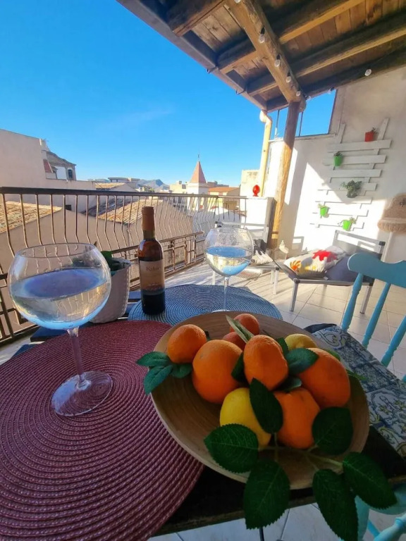 La Gorgone city center apartments