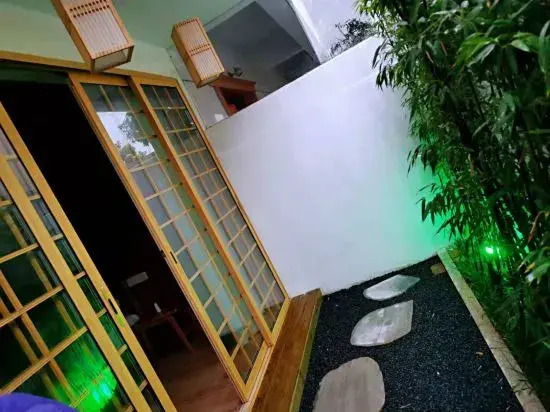 Xu Xiang B &B
