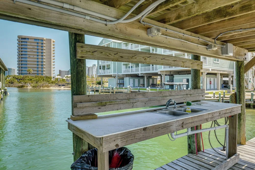 Fish, Swim & Dine: Ocean-view Orange Beach Condo