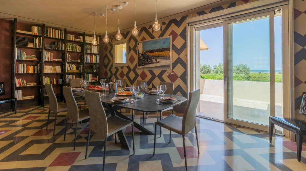 VILLA PASSO DEGLI AIRONI 12, Emma Villas