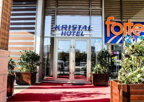 Kristal Hotel