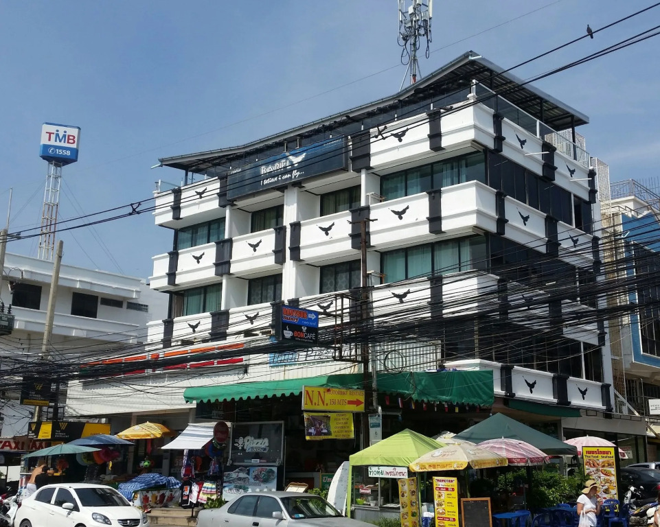 Barfly Pattaya Hotel