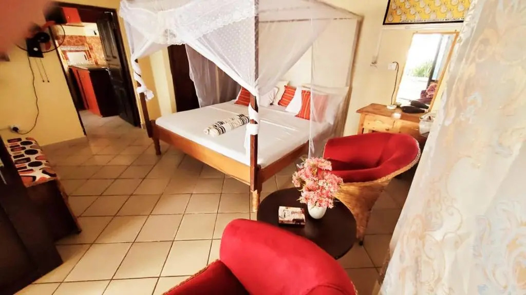 Kivuli Villas Diani A Room for Two