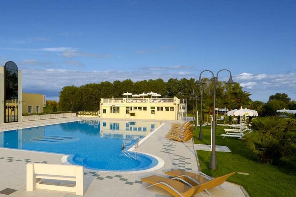 Hotel & Meeting Centergross