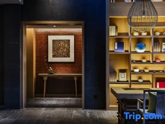 Wuyishan Six Shang · Waterfront Mountains and Beautiful Stays
