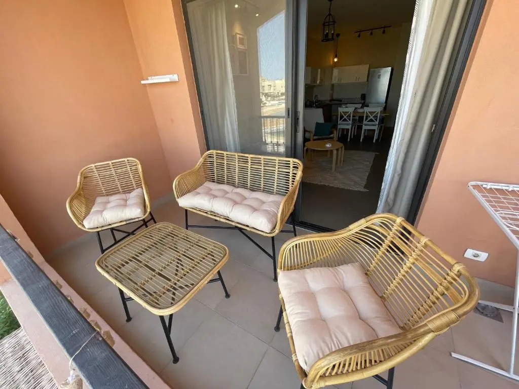 Lily's Place - Scenic Lagoon View at Tawila, Gouna