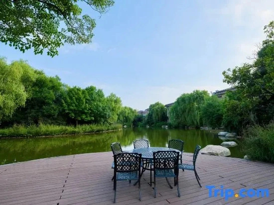 Luoyang Jinghuyuan Bed and Breakfast