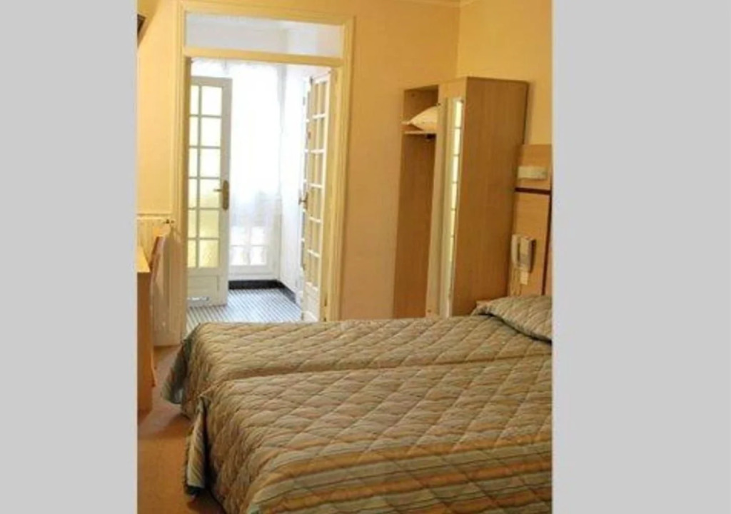 Comfort Hotel Au Firmament Asnieres-sur-Seine