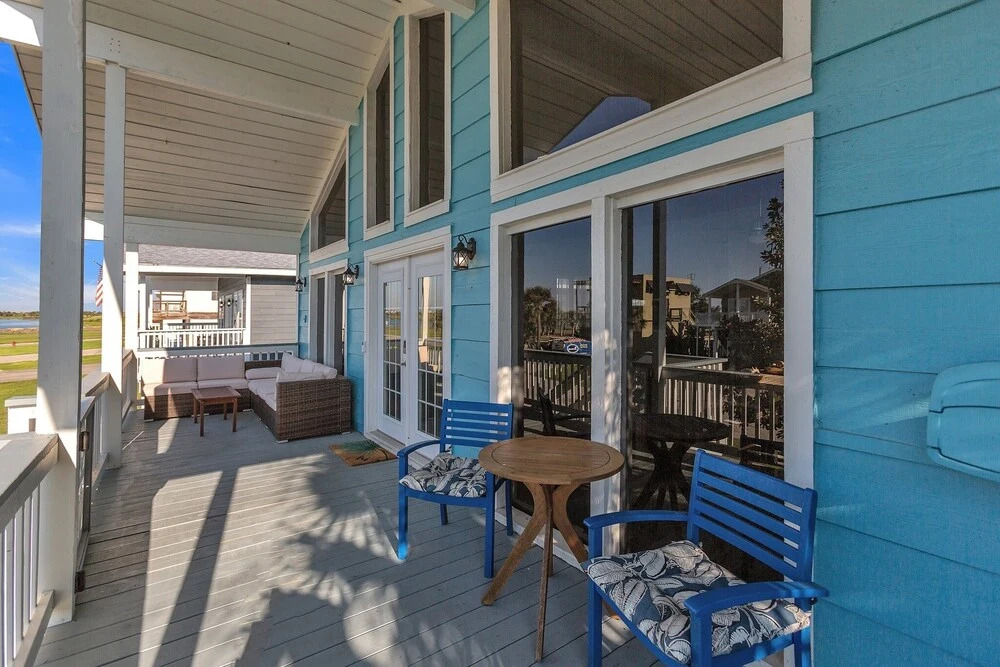Tequila Little Time 3 Bedroom Home by Redawning