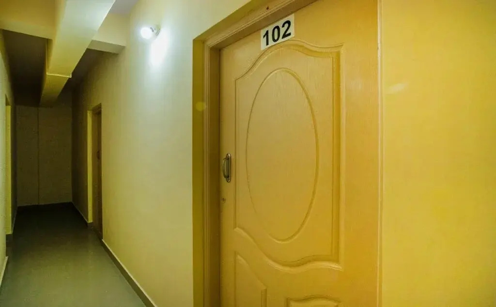 Seven Hills Guestline By OYO Rooms