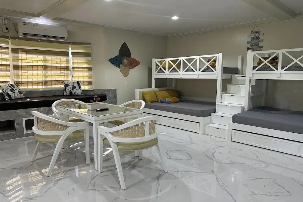 Michaels Homestay - Farm Villa near Patar Beach & Bolinao Falls