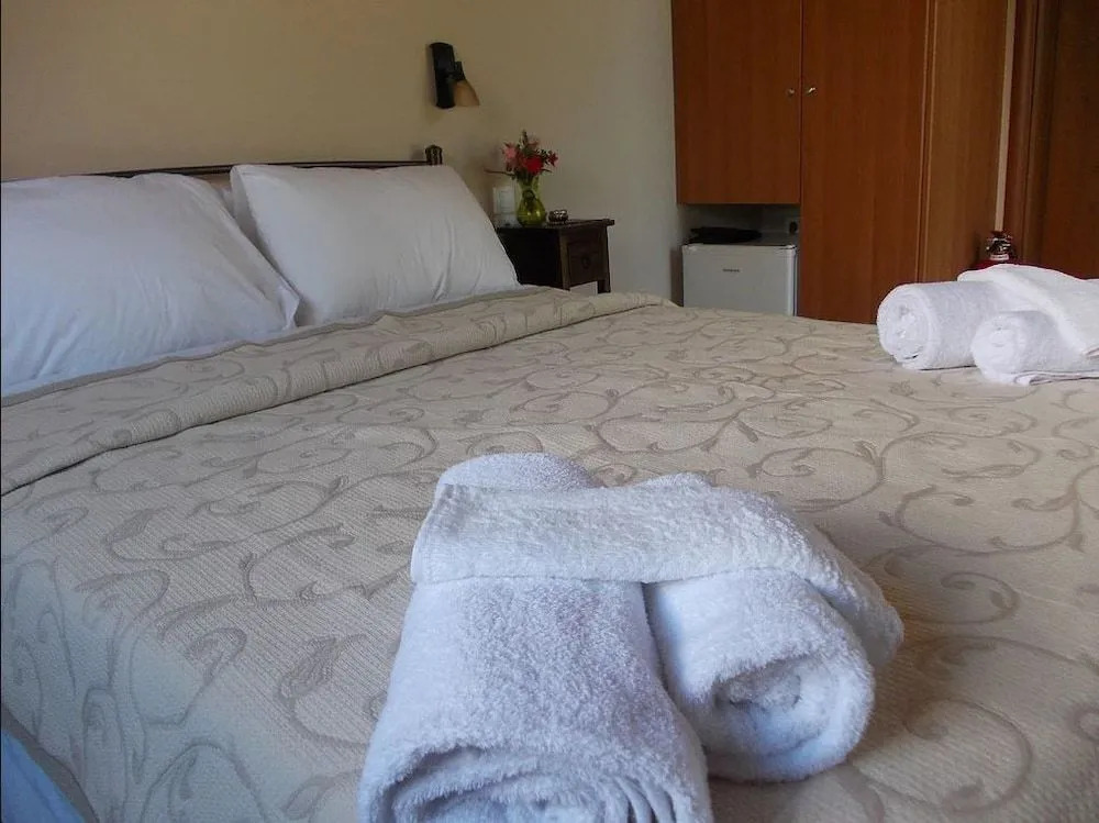 AnthosGuestHouses