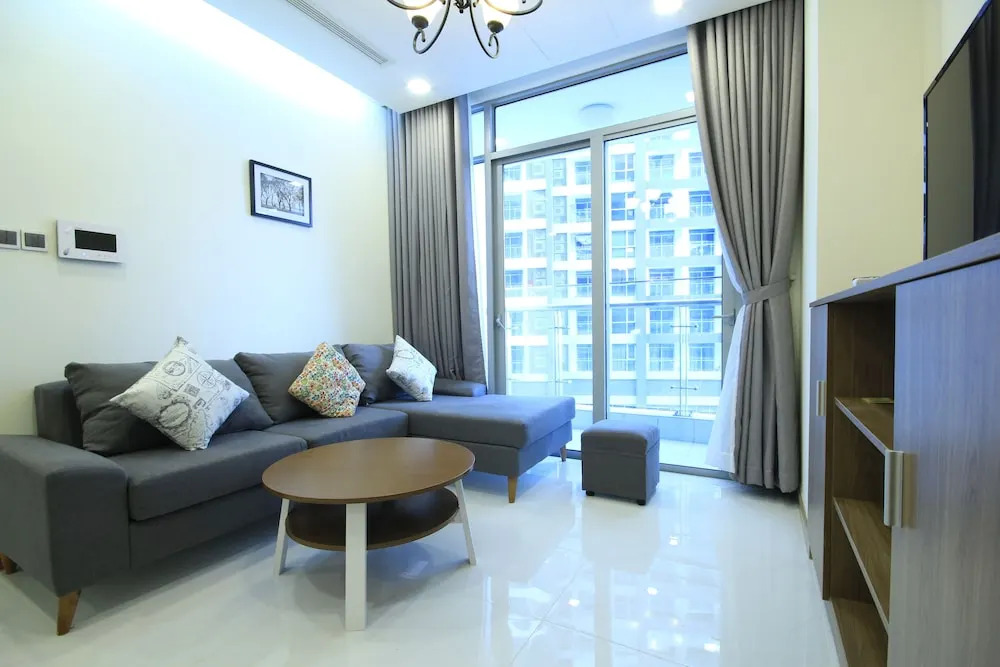 Smiley Apartment - Vinhome