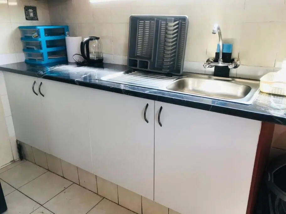 Stunning 2 bedroom guesthouse available