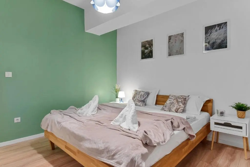 Asteri Garden & Terrace Apartment