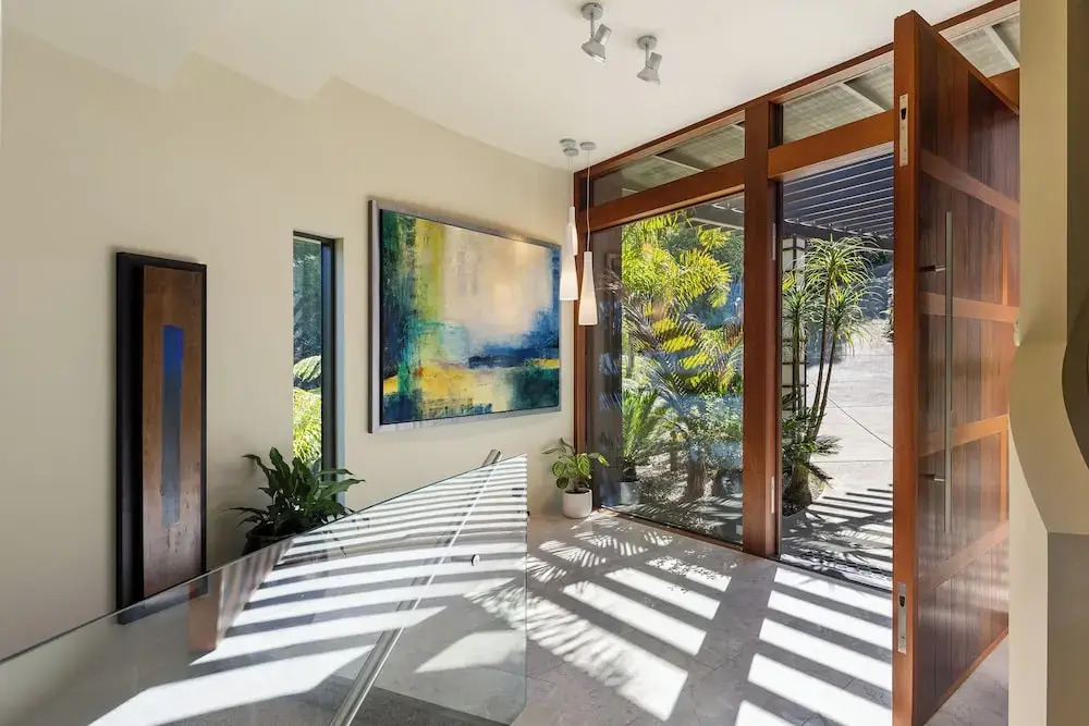 Cozy Suite - Ocean View & Private Beach