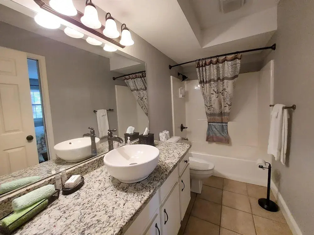 Solace Space at Foothills - Close To All Of Branson - Luxury Comfort