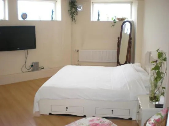 Top Location Studio
