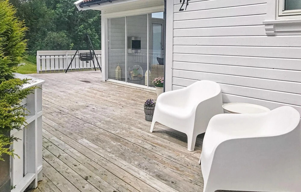 Stunning Home in Lindesnes With 4 Bedrooms and Sauna