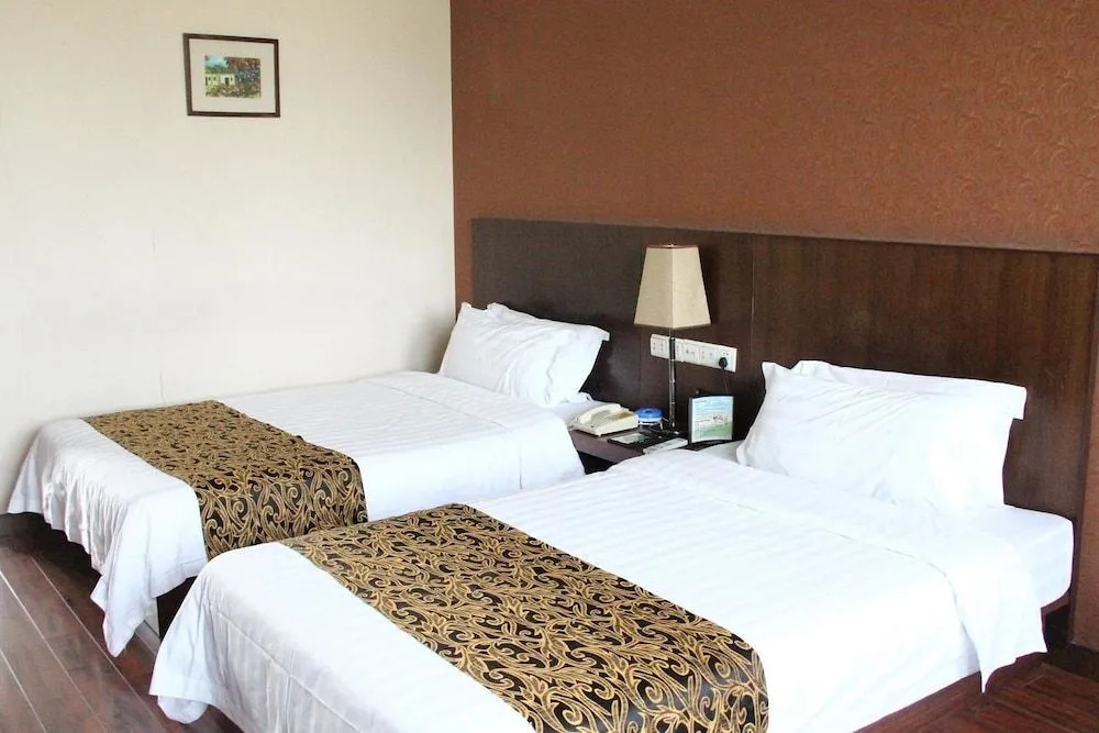 Grand River Garden Hotel