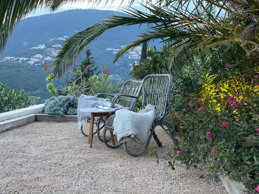 Villa in Cavalaire with Sea View & Pool