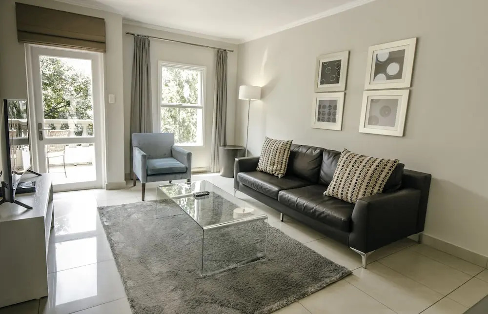 Sandton Executive Suites - Villa Via