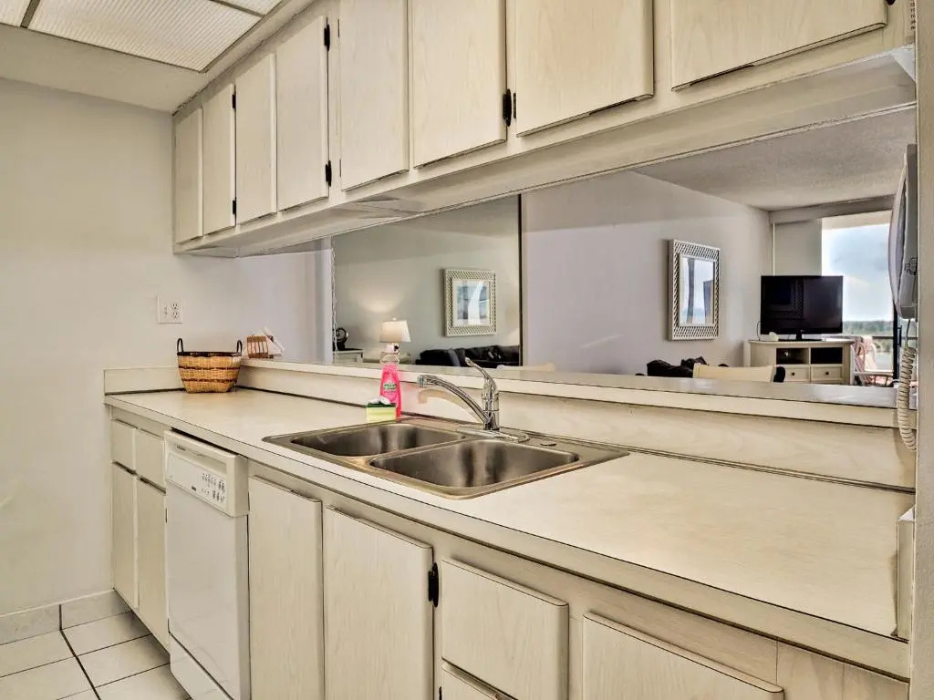 440 West 1005N Private Balcony with Water View 23095