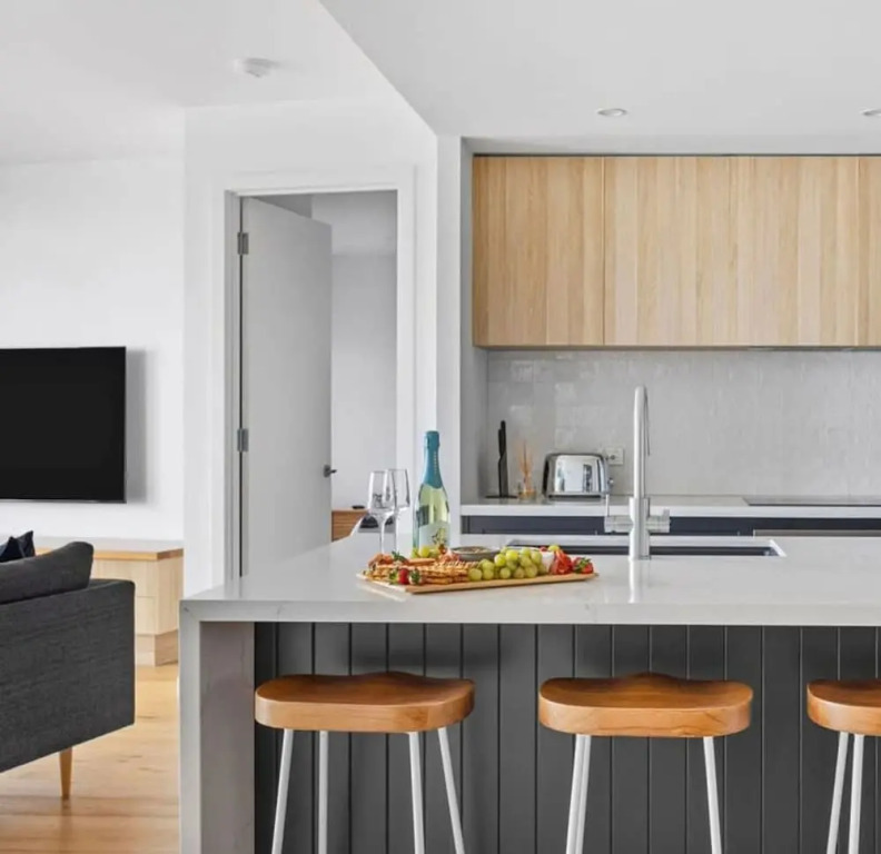 Beach Street Luxury 3 Bed With Beach Bay Views