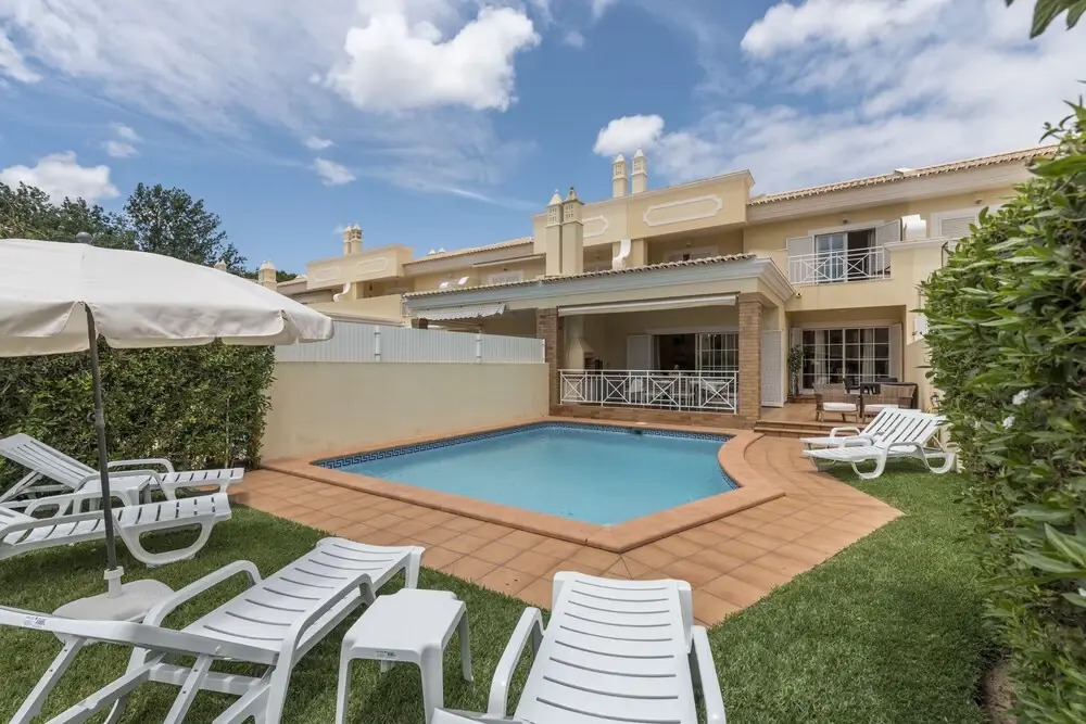 CheckinCheckout - VillaMoura with Private Pool