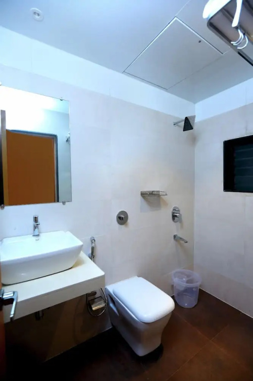 Hotel Hindustan Residency Thane