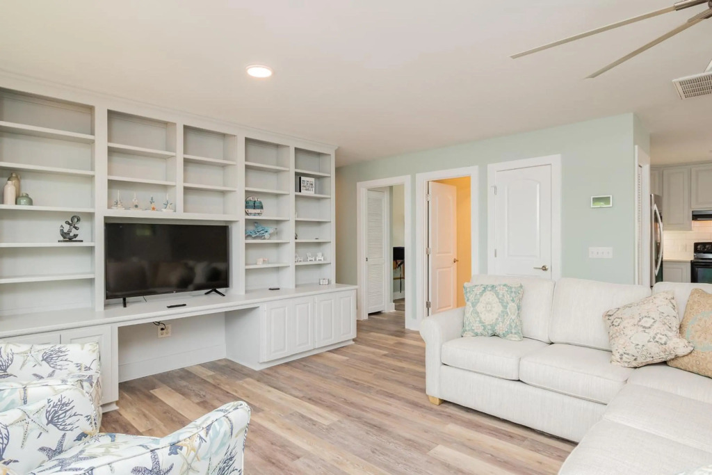 Poolside Paradise by Oak Island Accommodations