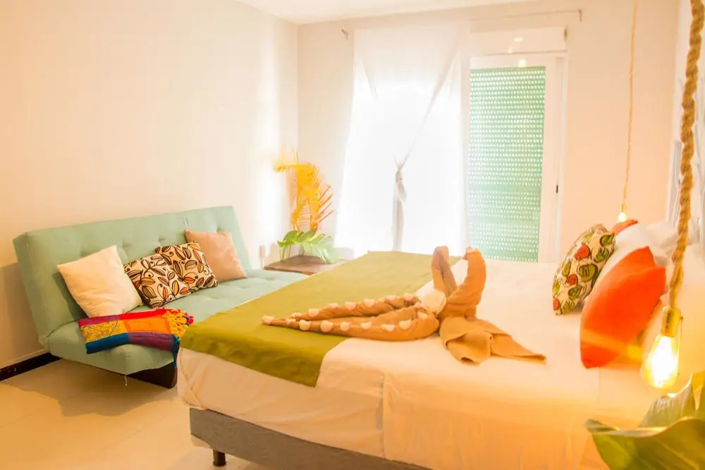 5th AVENUE oasis 8 personas