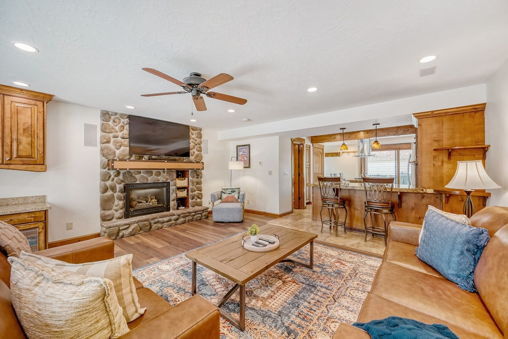 Park City Family Retreat Hot Tub Pet Friendly 177 3 Bedroom Condo