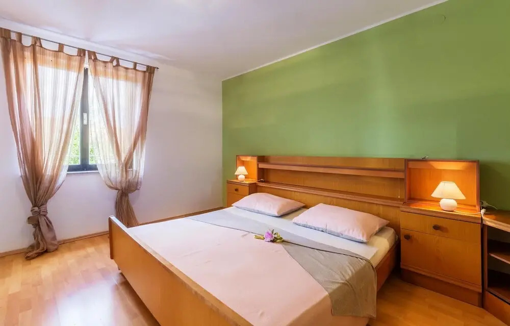 Stunning Apartment in Valtura With 1 Bedrooms